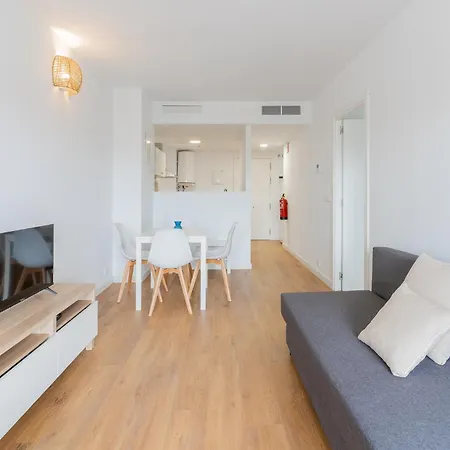 Apartment Canet Seaview Gem: Pool & Proximity *