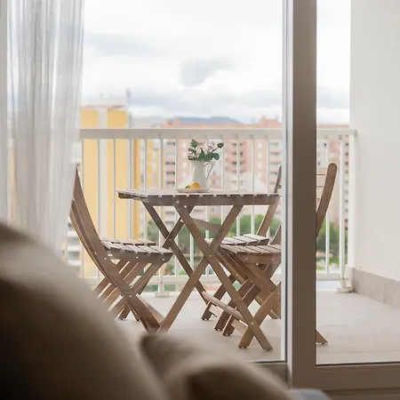 Canet Seaview Gem: Pool & Proximity Apartment *