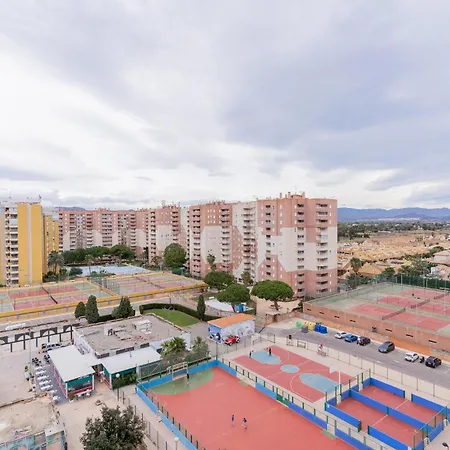 Canet Seaview Gem: Pool & Proximity Apartment