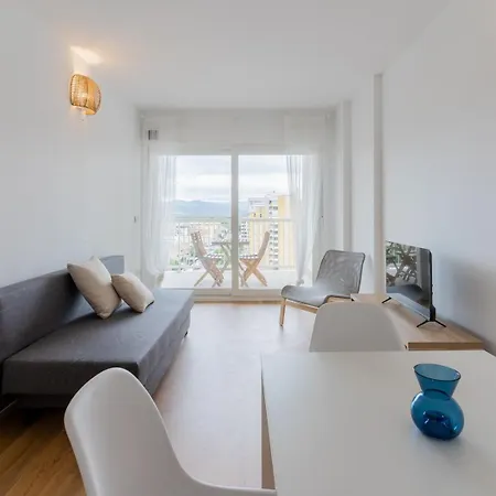 Canet Seaview Gem: Pool & Proximity *