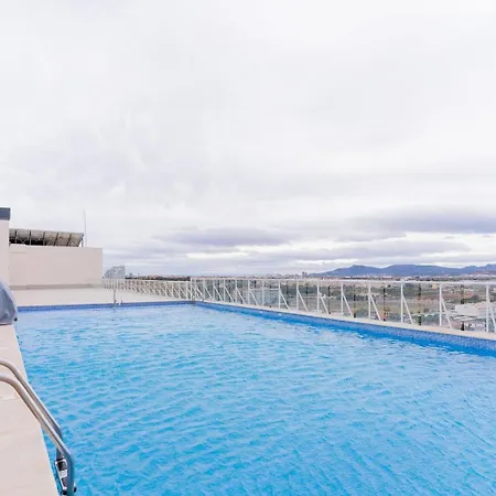 Apartment Canet Seaview Gem: Pool & Proximity